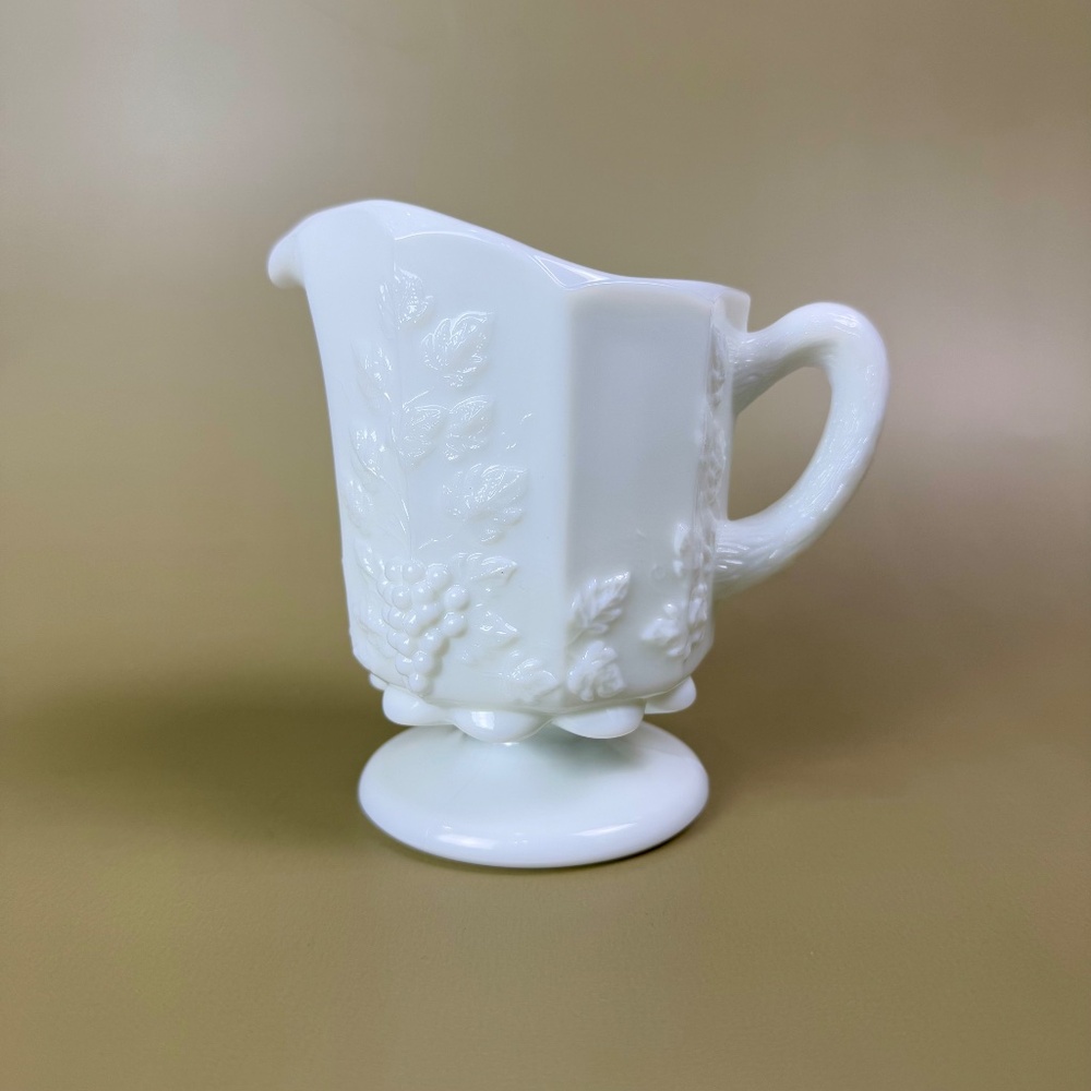 Westmoreland Milk Glass Grape Pattern Footed Creamer – Vintage Mid-Century - Picture 3 of 13